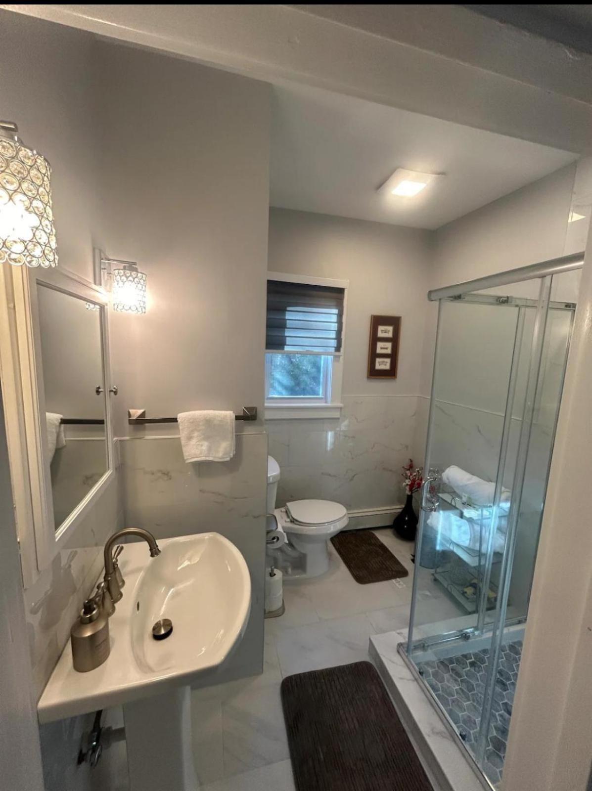 Private Suite In Huntington Station Εξωτερικό φωτογραφία